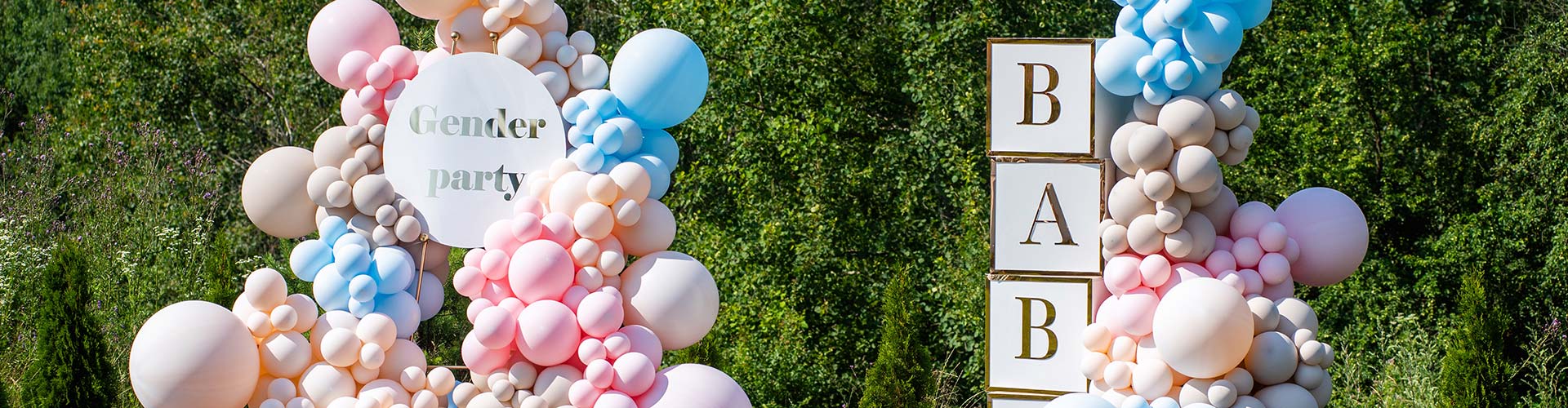 Balloons decorating an event venue in Vallejo, CA